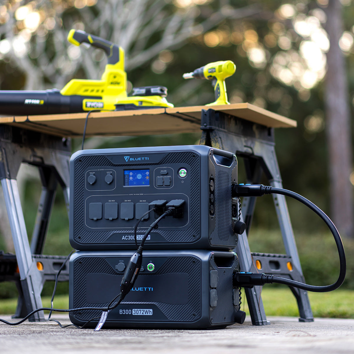 Nature's Generator 1,800W Solar-Powered Portable Generator Gold System